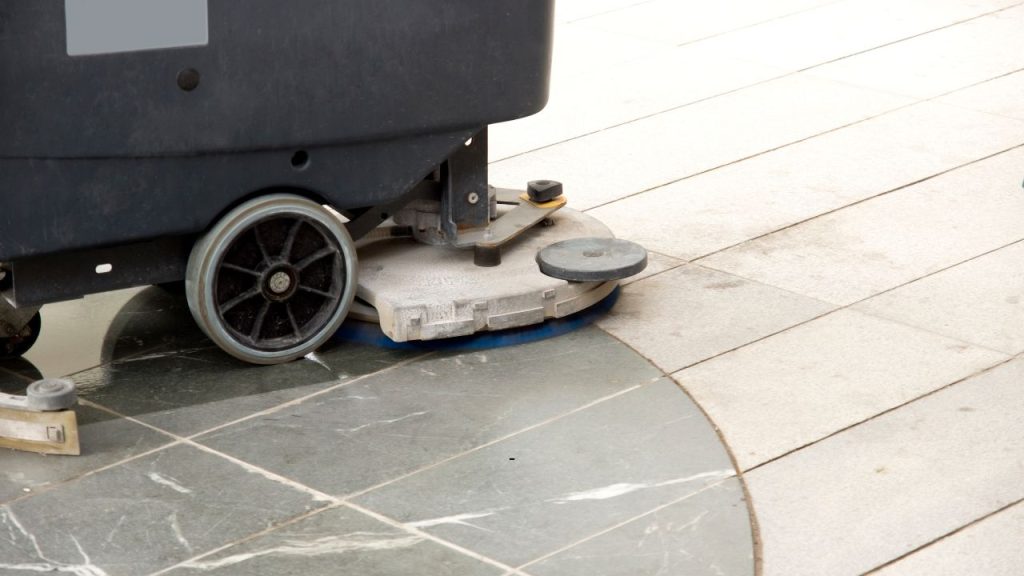 pulizia pavimenti professionale